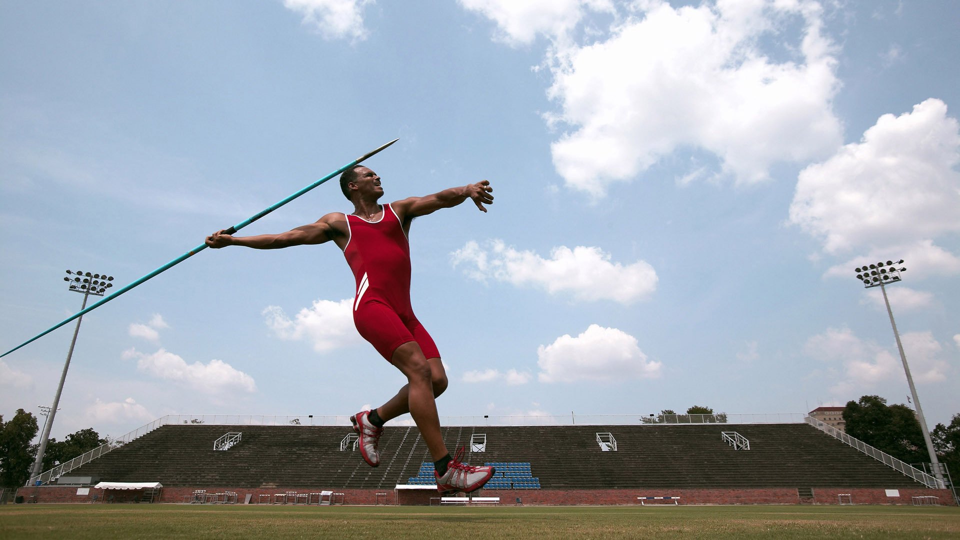 _技术分析：多拍连续击球的关键技巧_，双手连续拍球